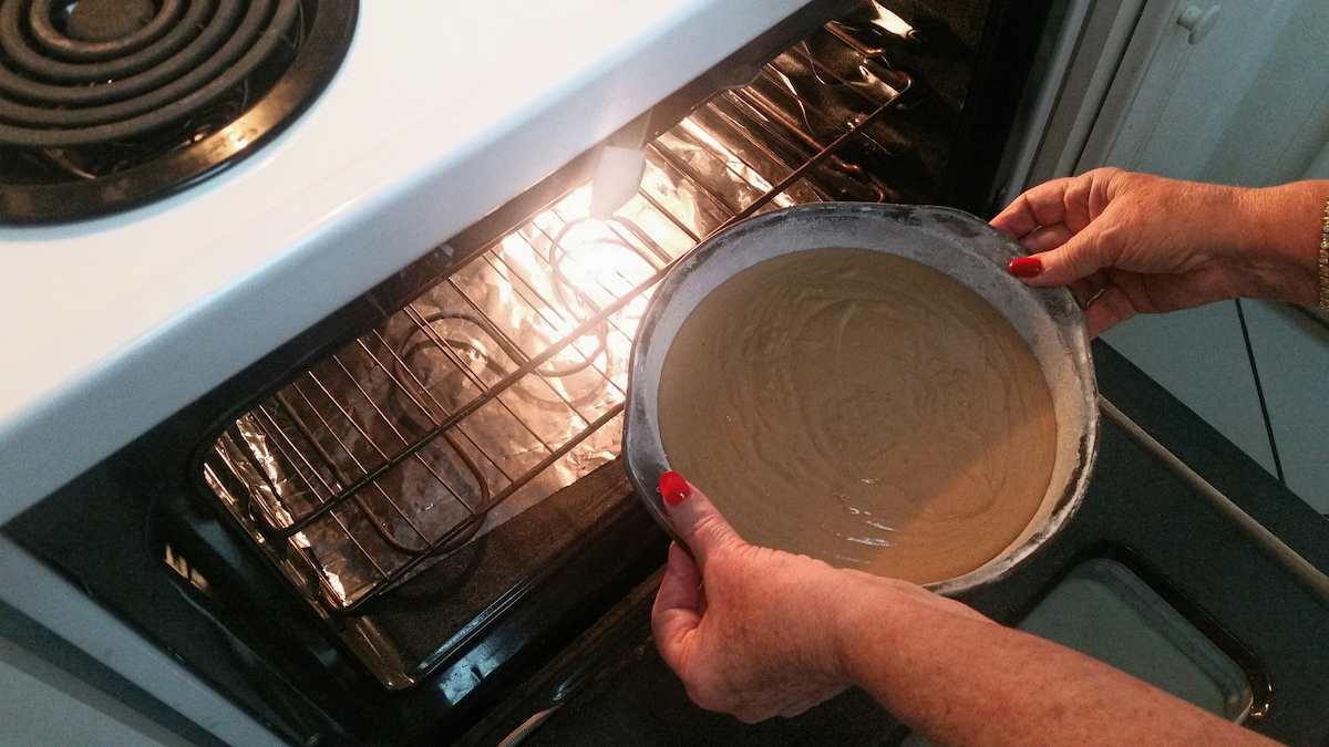 bizcocho otoñal de arándanos y canela hornear