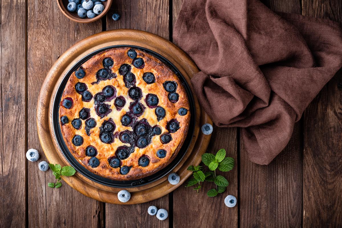 bizcocho otoñal de arándanos y canela