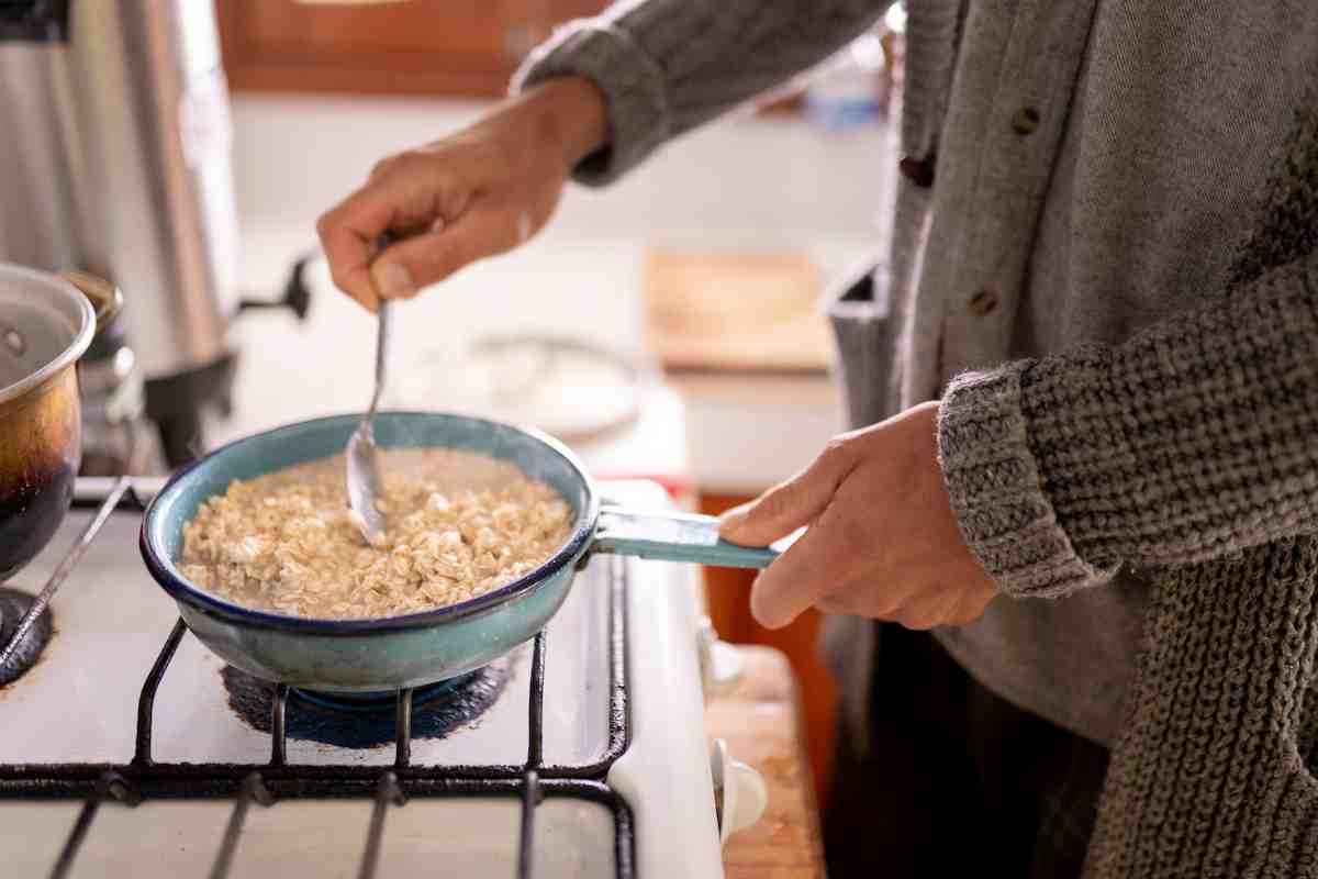 bowl de avena con frutos rojos cocinar avena
