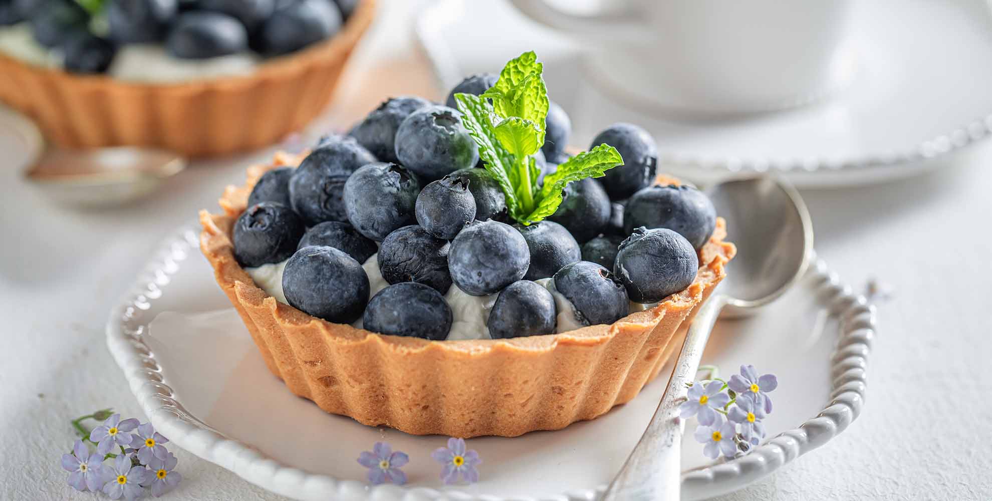 Mini tartaletas de yogur y arándanos (sin horno)